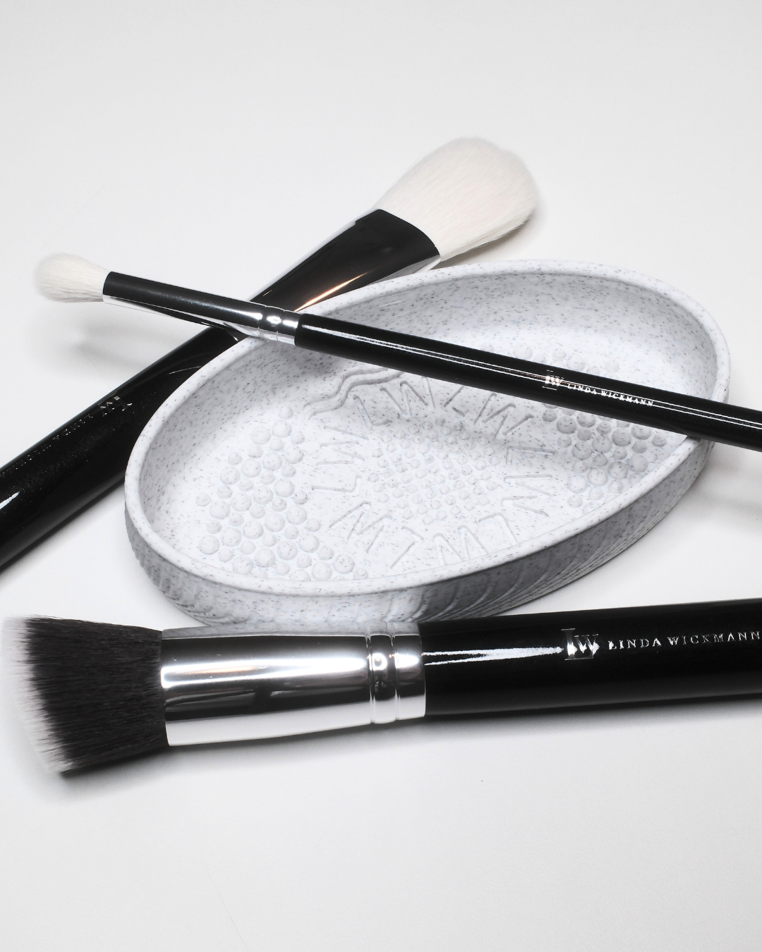 Essential Kit -  LW Brushes