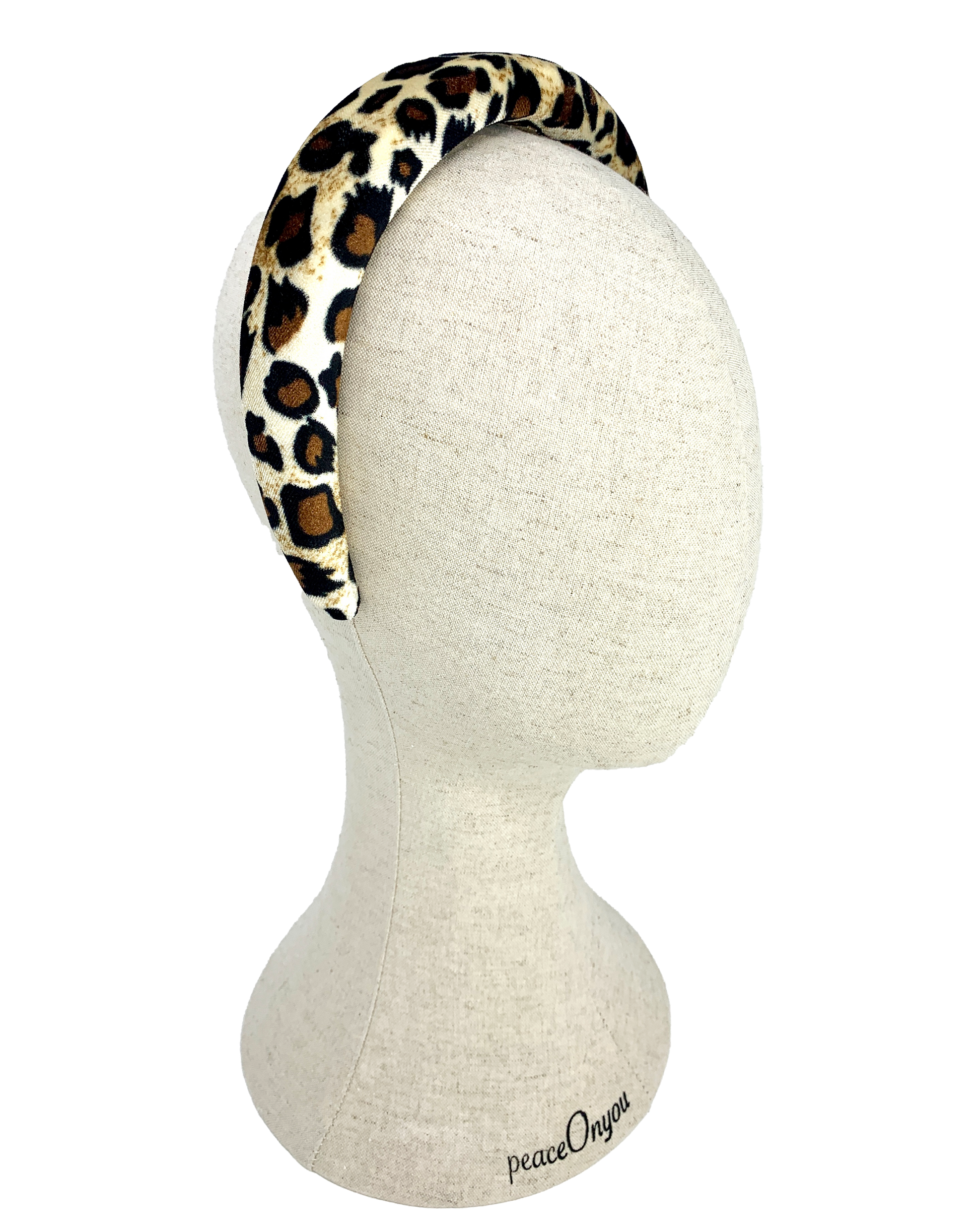 Padded velvet headband in leopard pattern