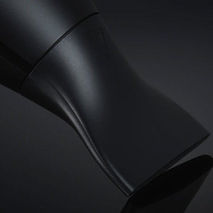 GHD Helios Black