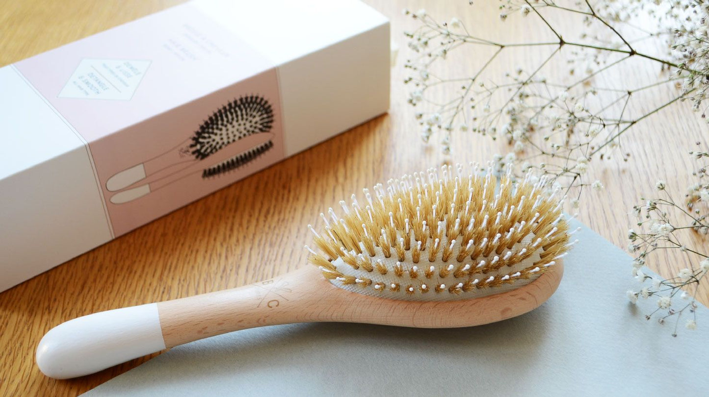 Wooden hair brush - Boar & Nylon bristles, small